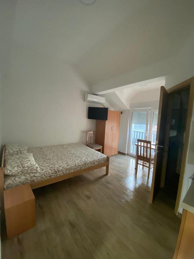 Appartement Vila Lena à Bela Crkva  Extérieur photo
